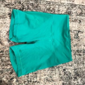 Lululemon Wunder Train Shorts